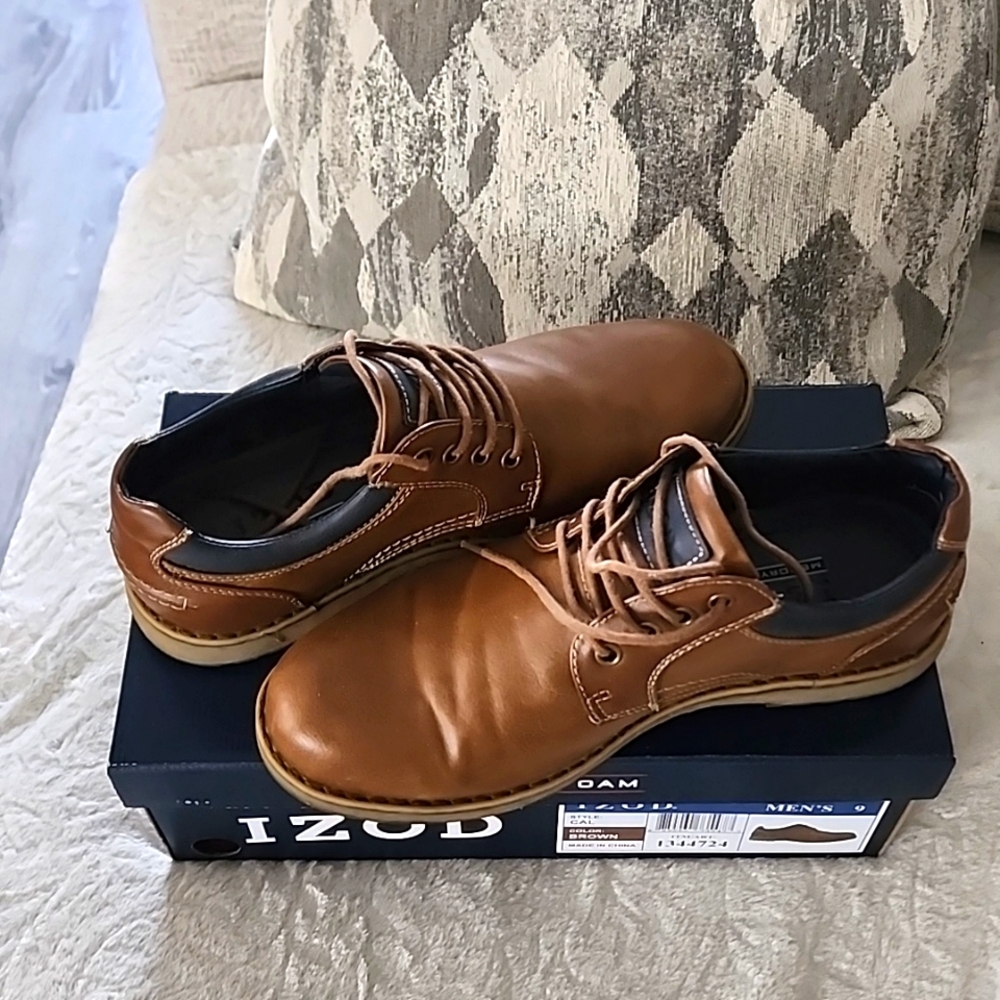 ✨️Excellent New Condition✨️IZOD Cal Oxford Memory Foam Men's Brown Sz 9